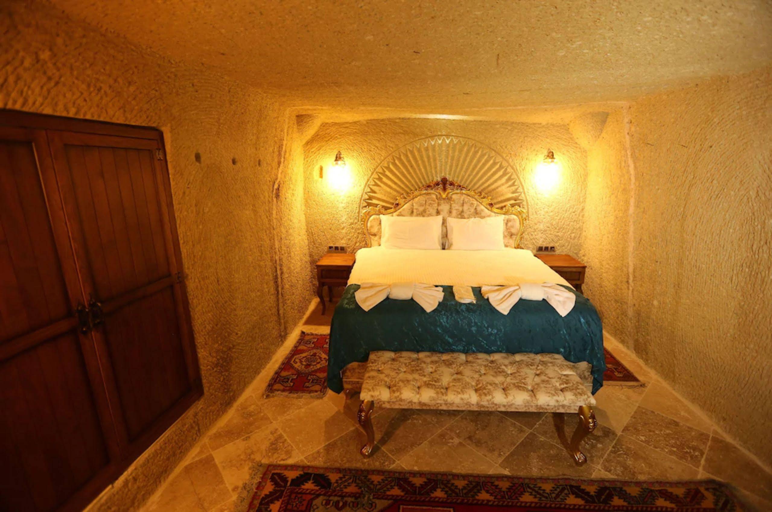 Antique House Hotel เนฟซิเฮียร์ ภายนอก รูปภาพ